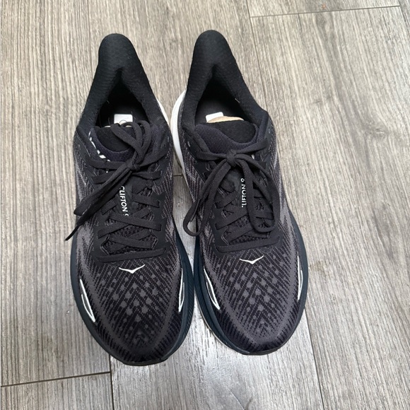 HOKA Clifton 9 Women’s Running Shoes- Black/White - Picture 8 of 11